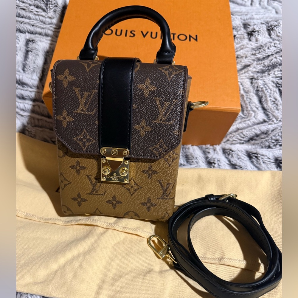 Camera Box Crossbody/Hand Bag - Picture 8 of 9